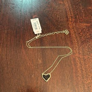 Kendra Scott Ari Heart Short Gold Necklace